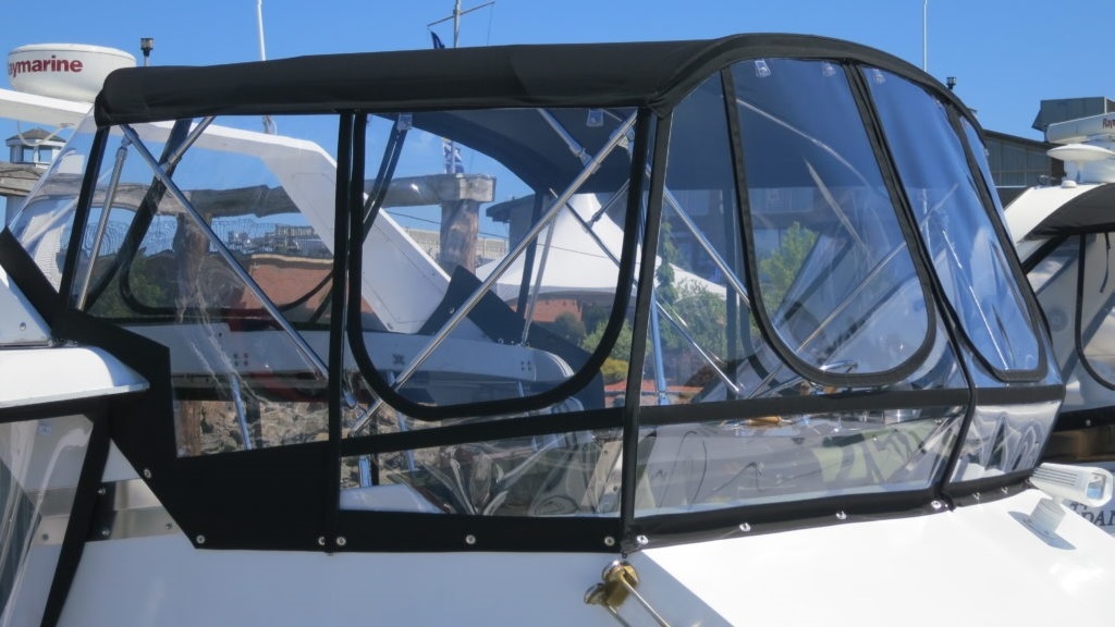 exterior_press-polished-vinyl_boat-window_1024x576