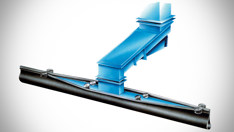 Loading – The belt can be loaded at anywhere along the conveyor route. Special guide pulleys function to give the belt a U-shaped opening. In this way, the belt cushions the fall of the material during loading while steadying and accelerating its flow.