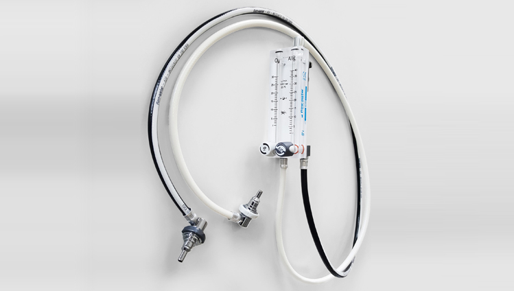 Despite reduced production capacities, we were able to produce low-pressure hoses for Italy's healthcare sector.
