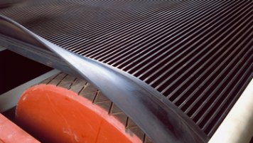 Processing-special-belts_Conveyor-belt-systems_Mother.jpg
