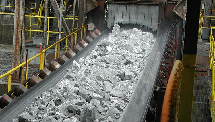 Continental conveyor belt outlet