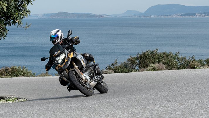 Pneus Moto