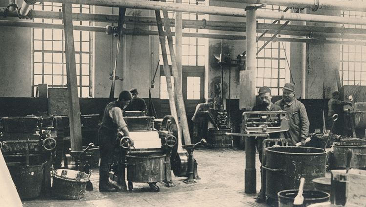 Production of Acella at the end of the 19th century