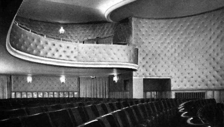 Beinahe universell einsetzbar: kaum ein Kino, das in der Nachkriegszeit ohne Acella-Wandbespannung auskam. 