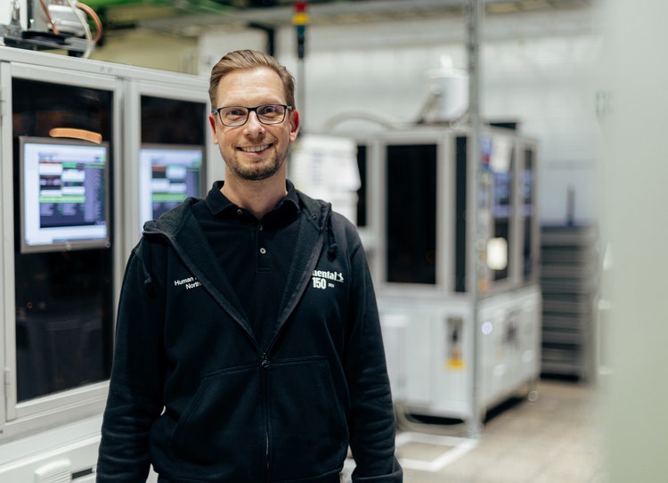 Jens Heuchert, Human Resources Manager for Training and Education at the Northeim site.